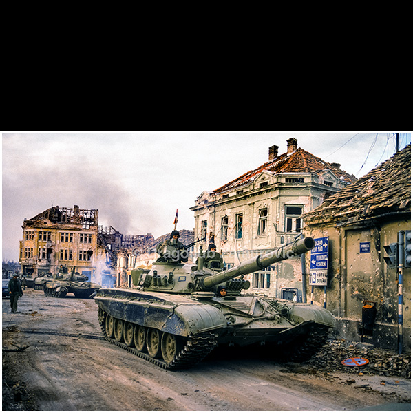 29_zamur_serbian tank in vukovar_november 1991 t_1